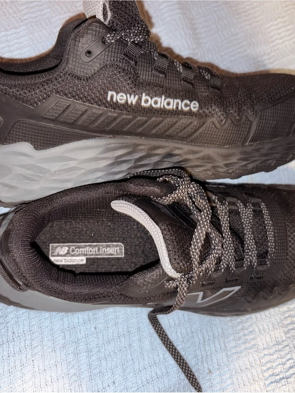 New Balance Men's Black and Gray Running Sneakers